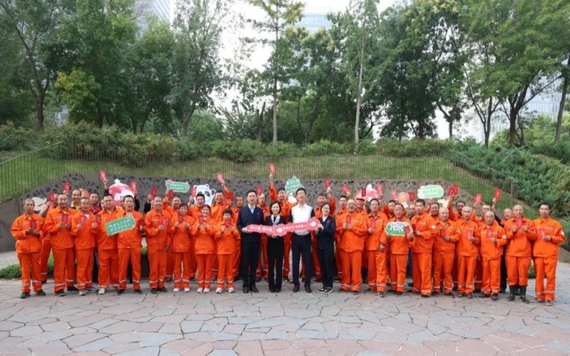 情暖中秋！榮程集團總裁張君婷深入一線走訪慰問