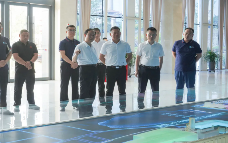 榮程集團副總裁、榮程新能集團董事長張立華赴金鼎鋼鐵集團煤焦化參觀考察